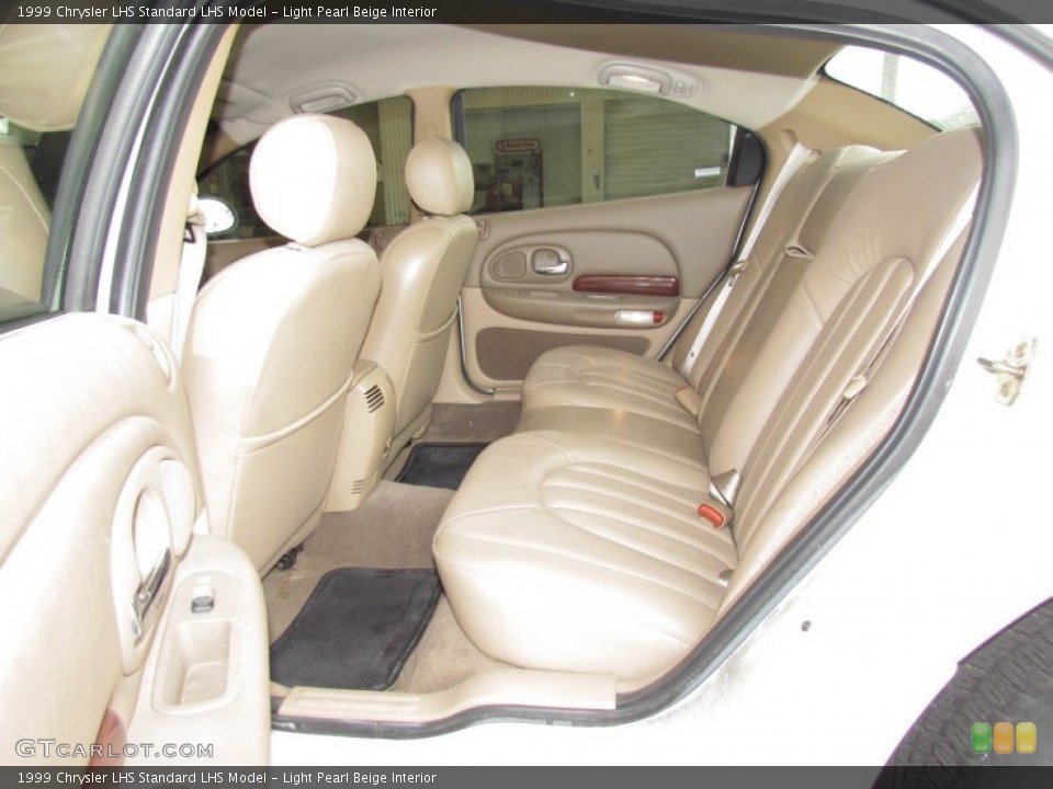 Light Pearl Beige Interior Photo for the 1999 Chrysler LHS  #55076305