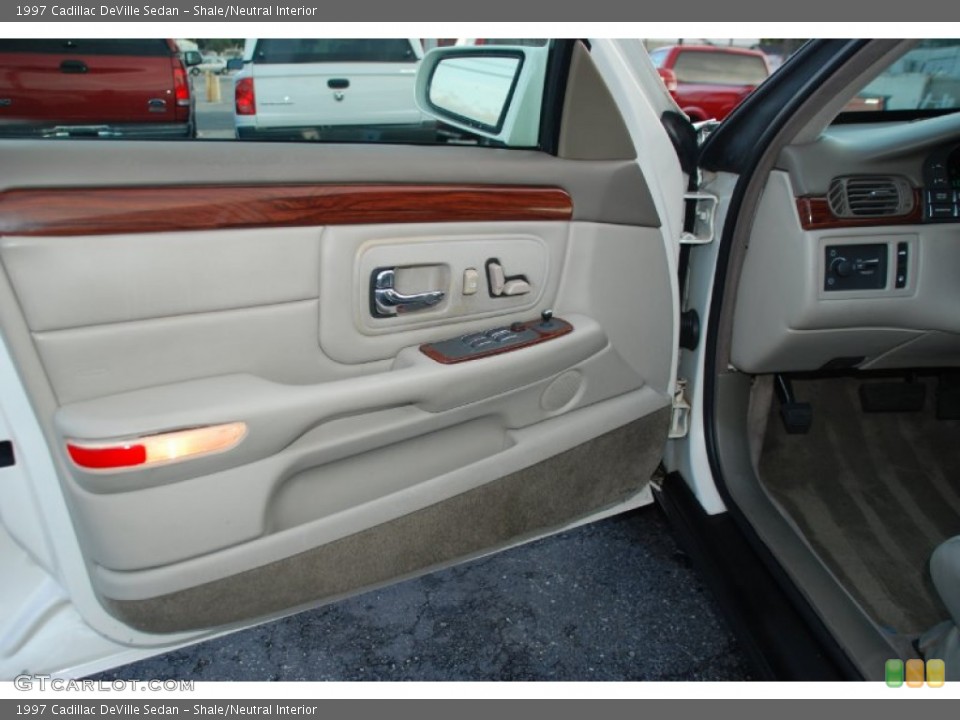 Shale/Neutral Interior Door Panel for the 1997 Cadillac DeVille Sedan #55082029
