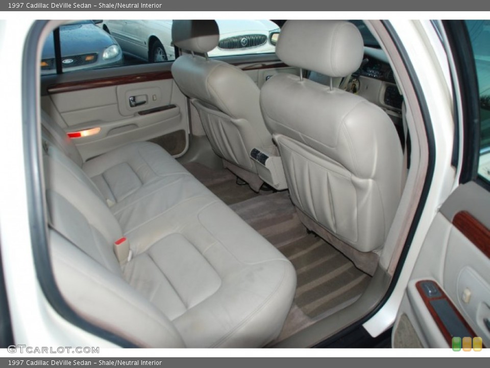 Shale/Neutral Interior Photo for the 1997 Cadillac DeVille Sedan #55082083