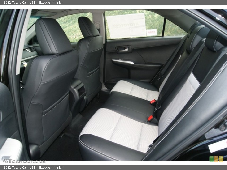 Black/Ash Interior Photo for the 2012 Toyota Camry SE #55095505