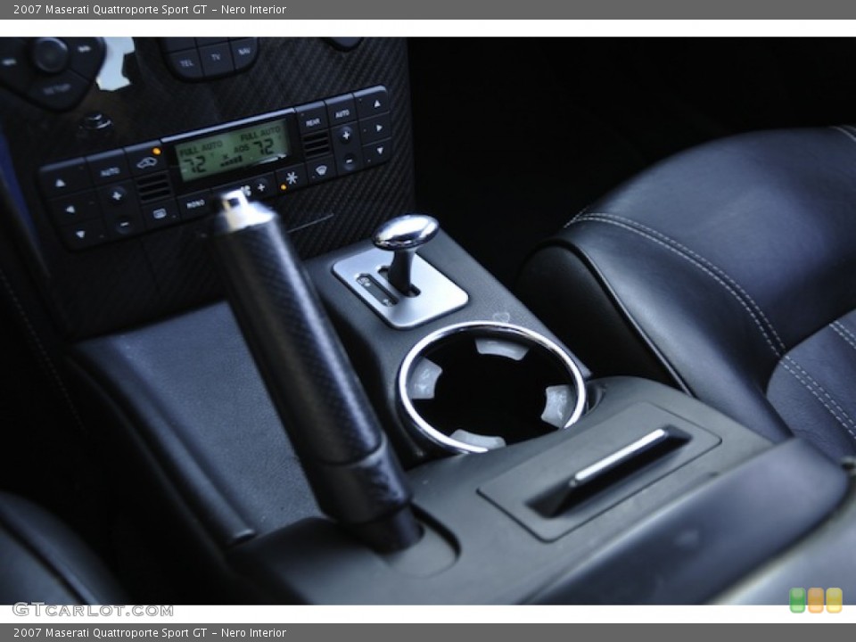 Nero Interior Controls for the 2007 Maserati Quattroporte Sport GT #55096096