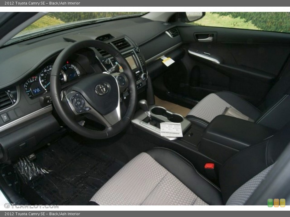 Black/Ash Interior Photo for the 2012 Toyota Camry SE #55099360