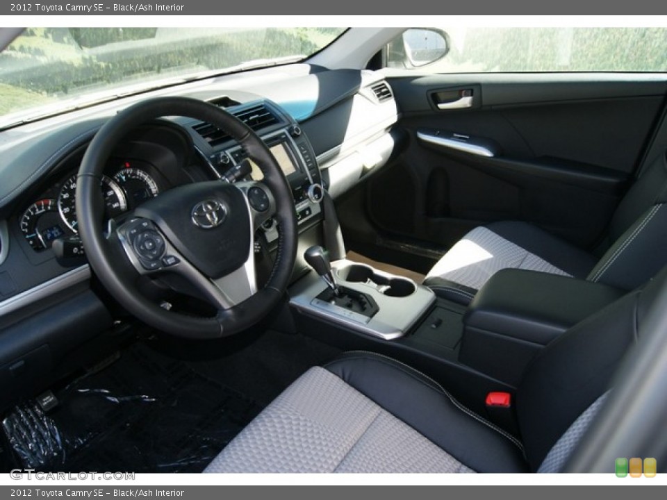 Black/Ash Interior Photo for the 2012 Toyota Camry SE #55099486