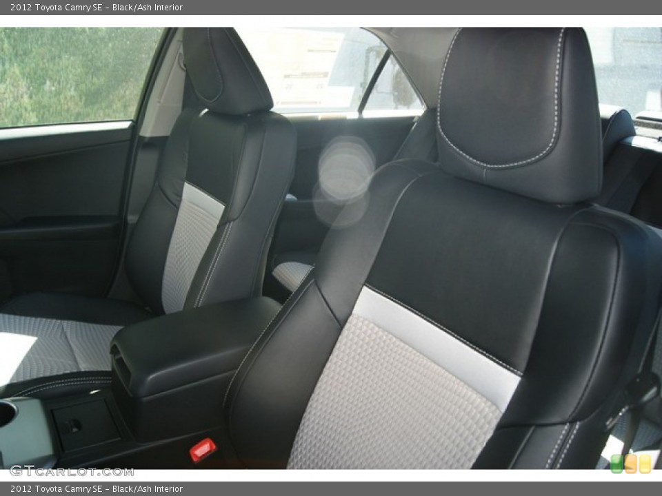 Black/Ash Interior Photo for the 2012 Toyota Camry SE #55099495