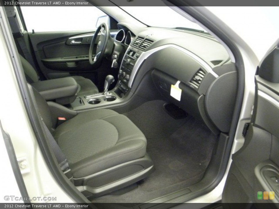 Ebony Interior Photo for the 2012 Chevrolet Traverse LT AWD #55111668