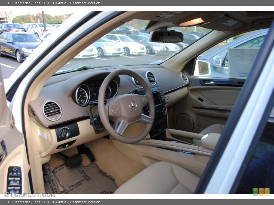 Cashmere Interior Photo for the 2012 Mercedes-Benz GL 450 4Matic #55114419