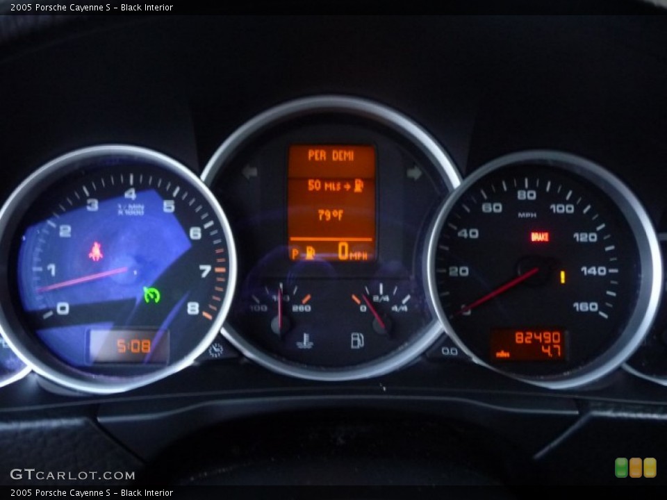 Black Interior Gauges for the 2005 Porsche Cayenne S #55116519