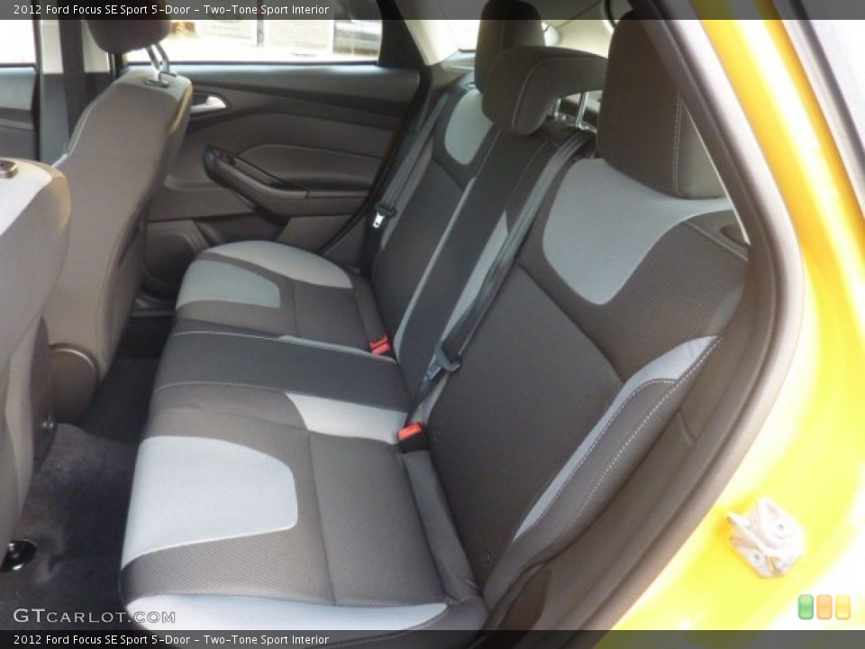 Two-Tone Sport Interior Photo for the 2012 Ford Focus SE Sport 5-Door #55128510