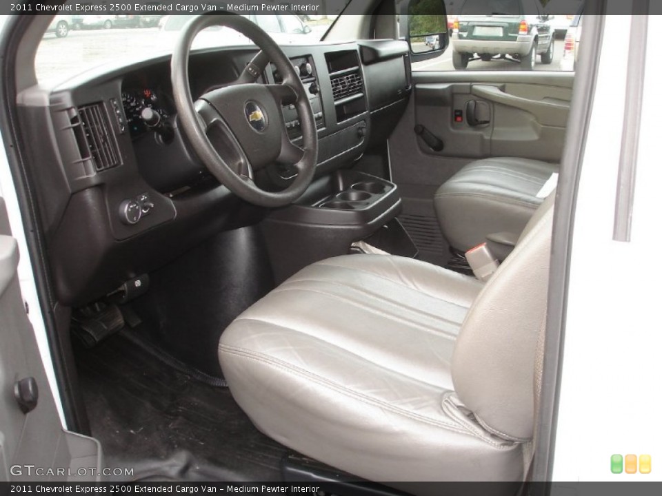 Medium Pewter Interior Photo for the 2011 Chevrolet Express 2500 Extended Cargo Van #55136363
