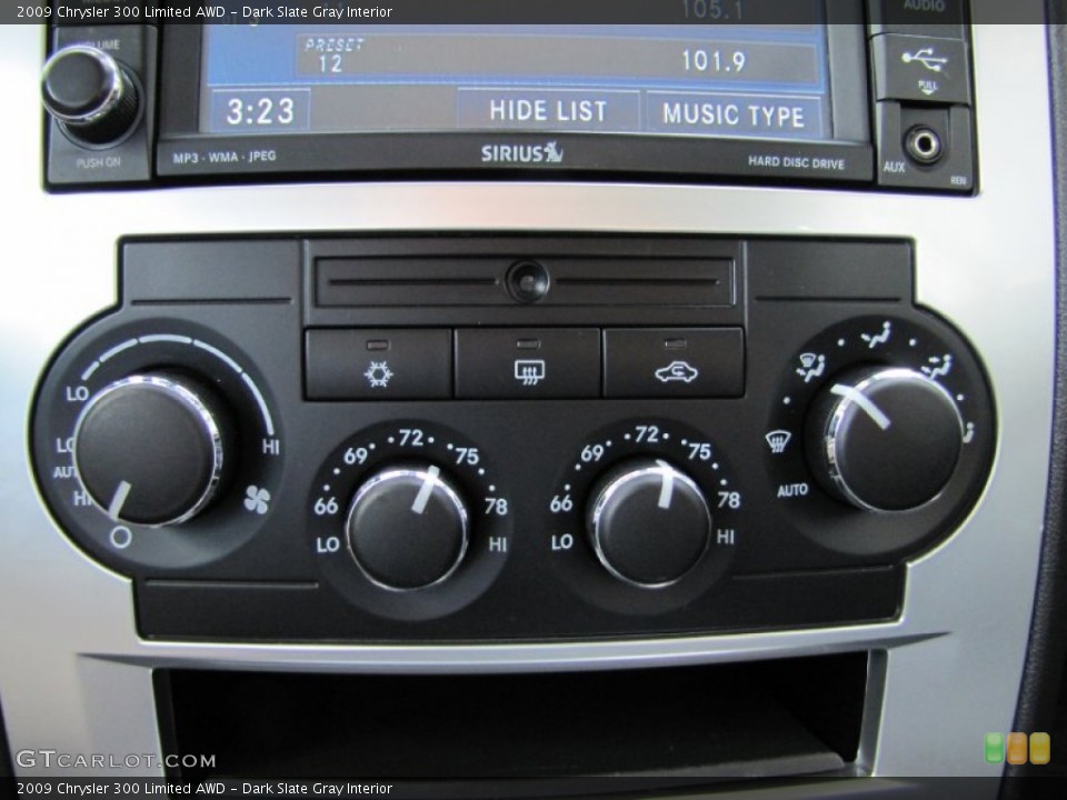 Dark Slate Gray Interior Controls for the 2009 Chrysler 300 Limited AWD #55140818