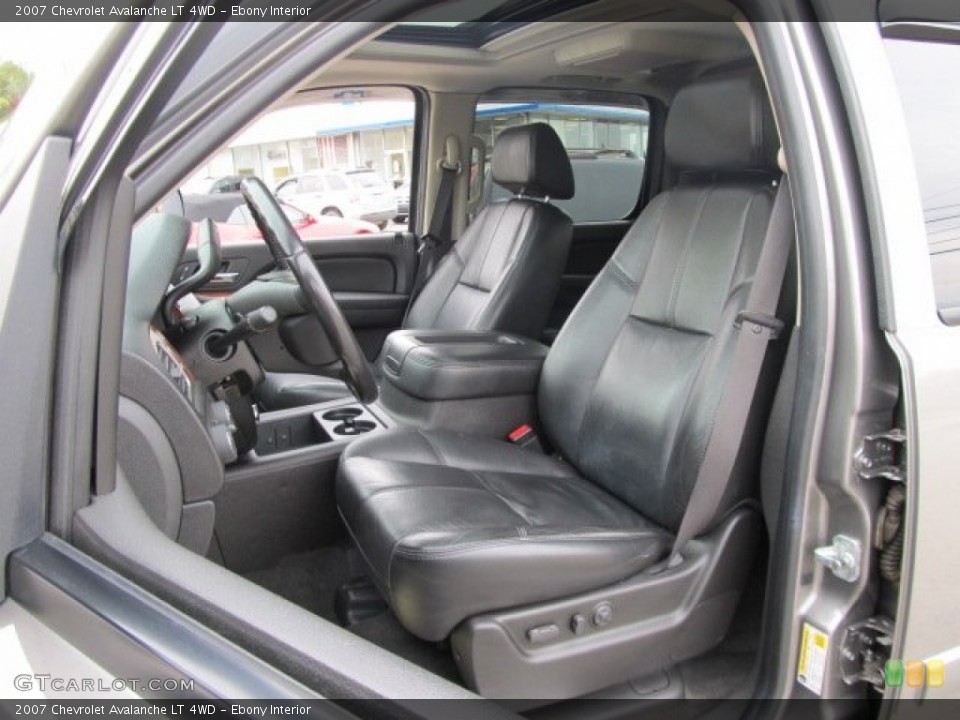 Ebony Interior Photo for the 2007 Chevrolet Avalanche LT 4WD #55143308