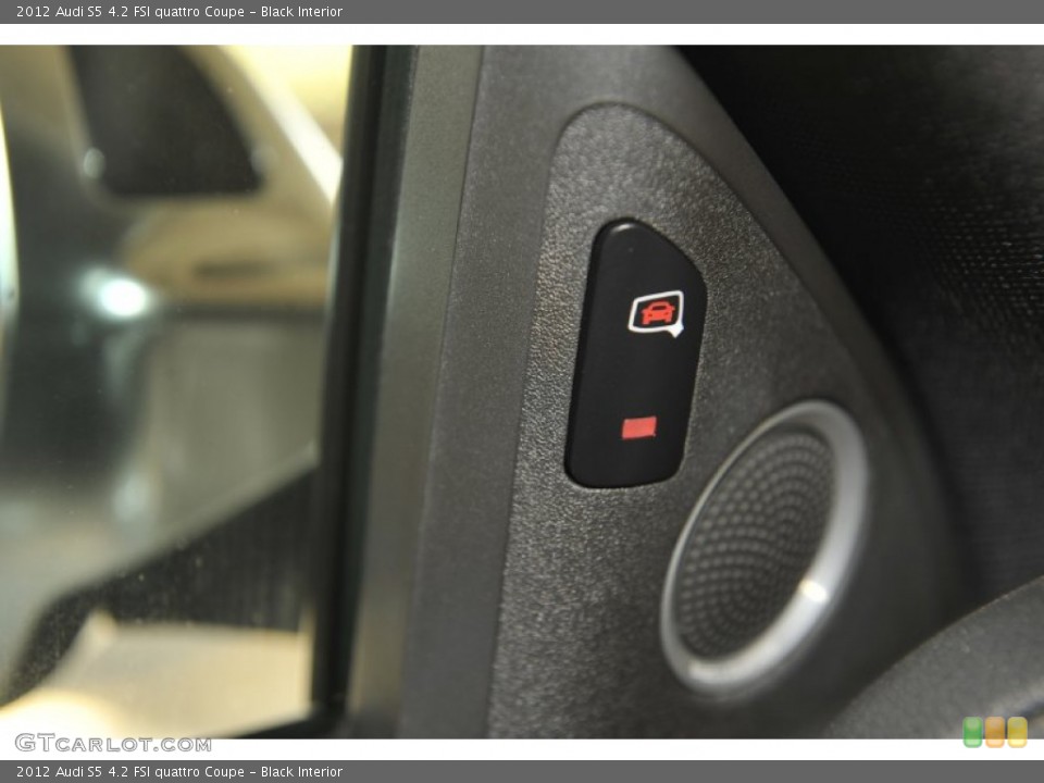 Black Interior Controls for the 2012 Audi S5 4.2 FSI quattro Coupe #55144874