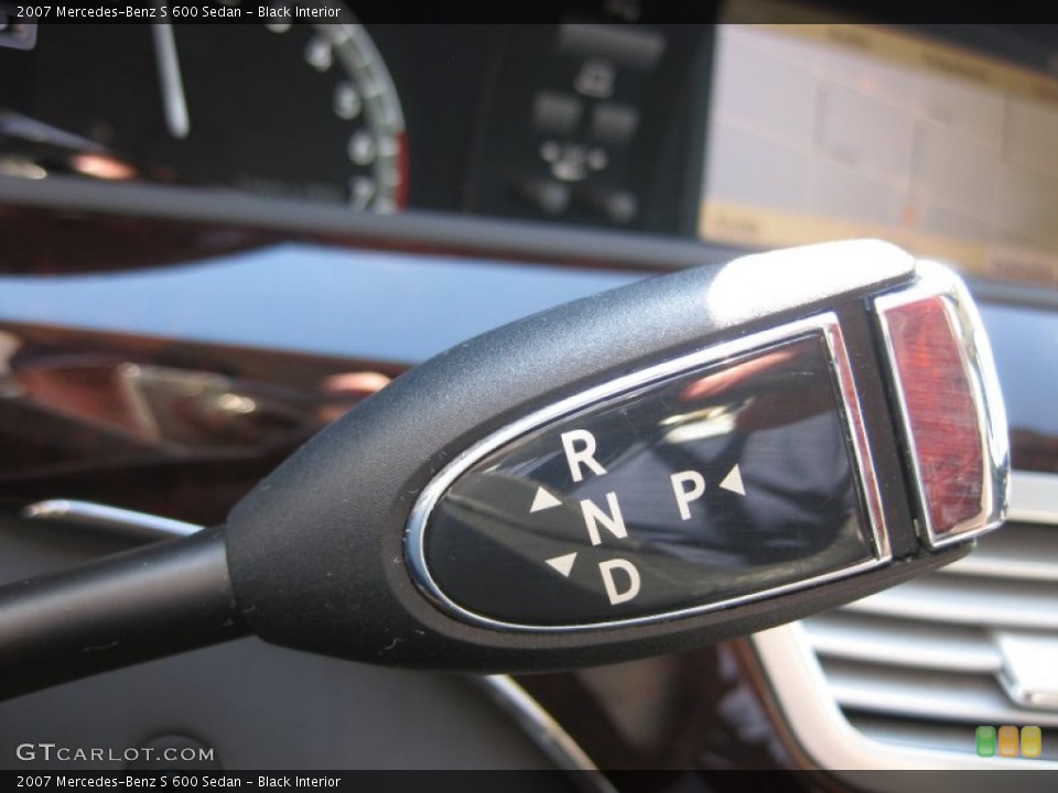 Black Interior Transmission for the 2007 Mercedes-Benz S 600 Sedan #55145456