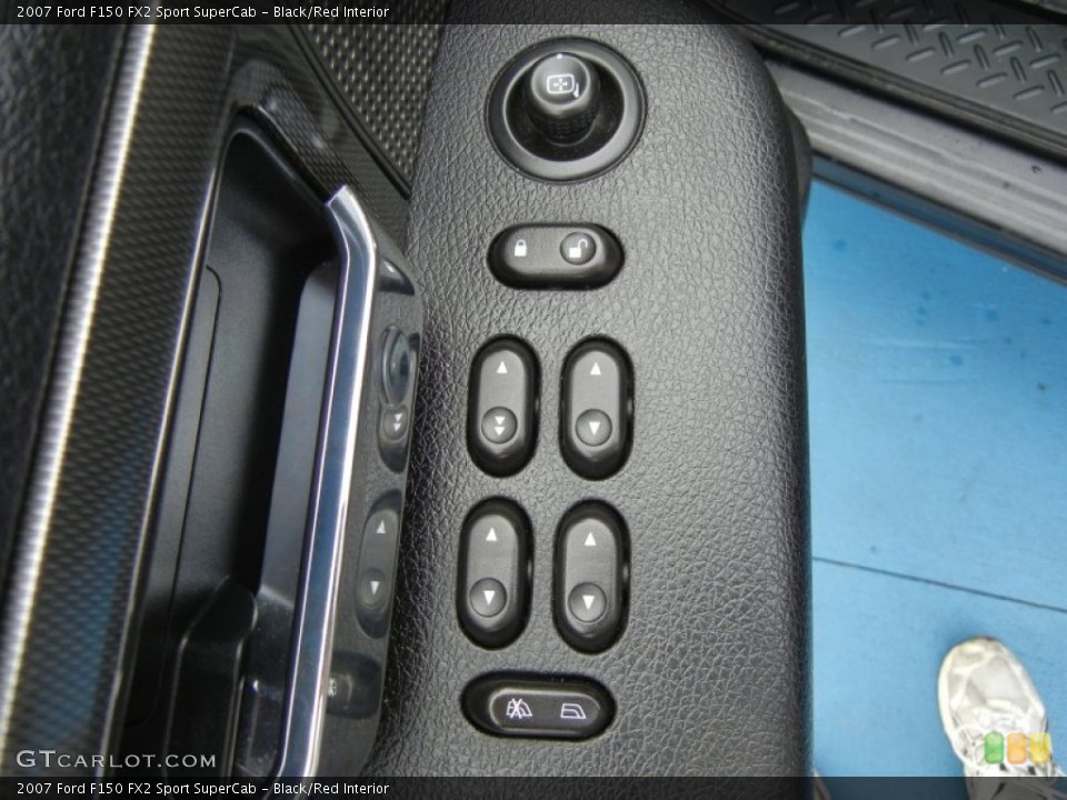 Black/Red Interior Controls for the 2007 Ford F150 FX2 Sport SuperCab #55147016