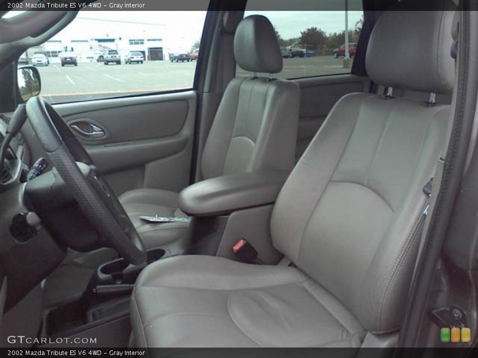 Gray Interior Photo for the 2002 Mazda Tribute ES V6 4WD #55147361