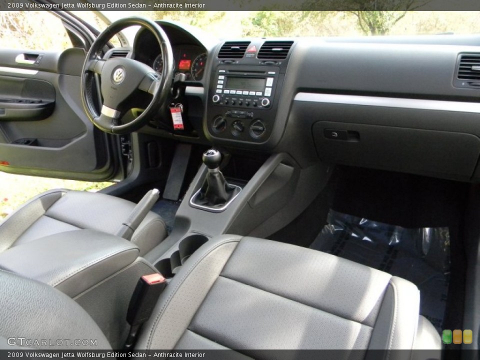 Anthracite Interior Photo for the 2009 Volkswagen Jetta Wolfsburg Edition Sedan #55149812