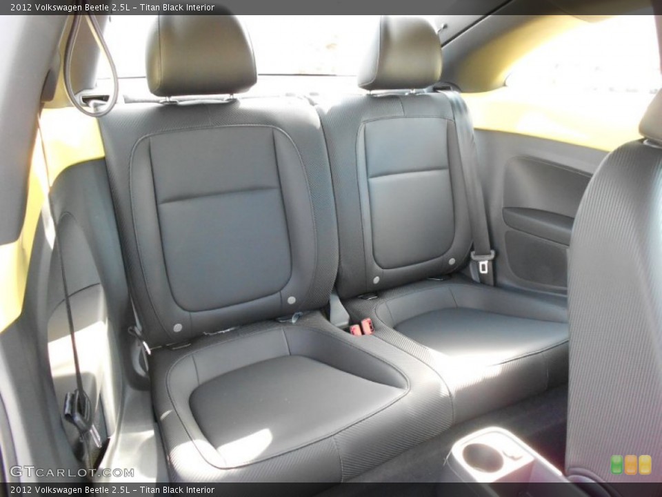 Titan Black Interior Photo for the 2012 Volkswagen Beetle 2.5L #55156076