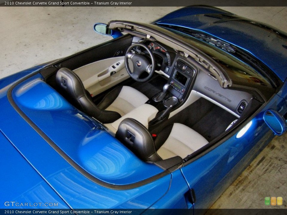 Titanium Gray Interior Photo for the 2010 Chevrolet Corvette Grand Sport Convertible #55156217