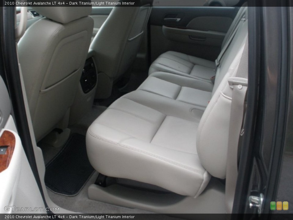 Dark Titanium/Light Titanium Interior Photo for the 2010 Chevrolet Avalanche LT 4x4 #55159814
