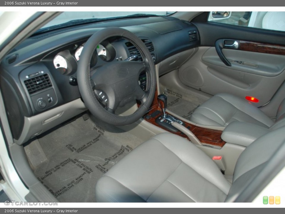 Gray Interior Photo for the 2006 Suzuki Verona Luxury #55162638