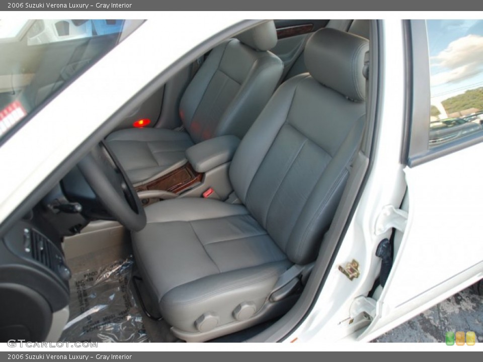 Gray Interior Photo for the 2006 Suzuki Verona Luxury #55162693