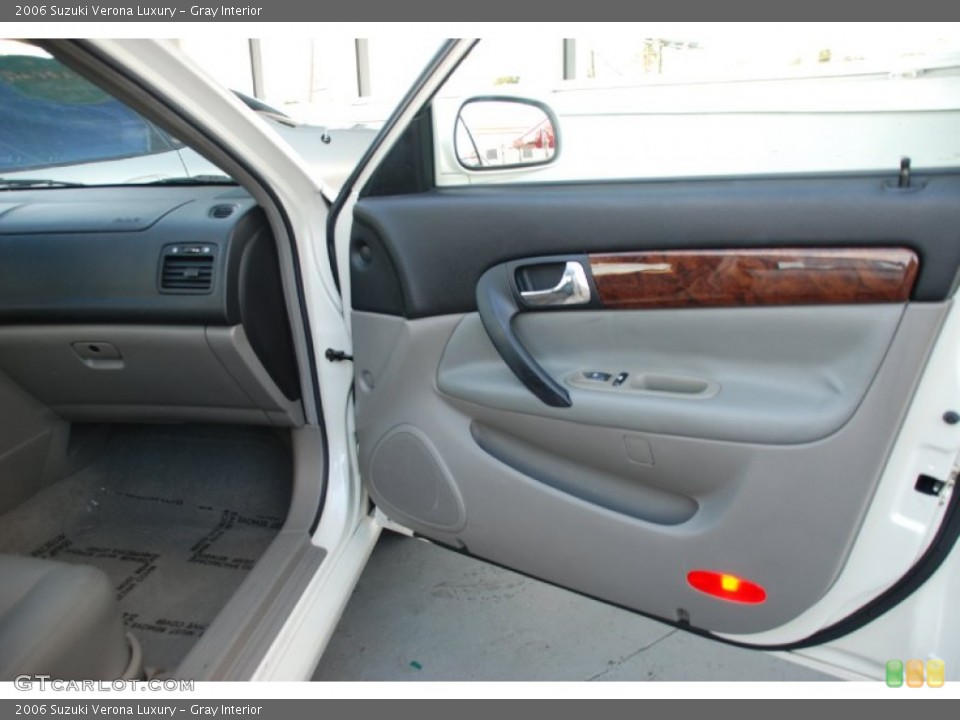 Gray Interior Door Panel for the 2006 Suzuki Verona Luxury #55162710