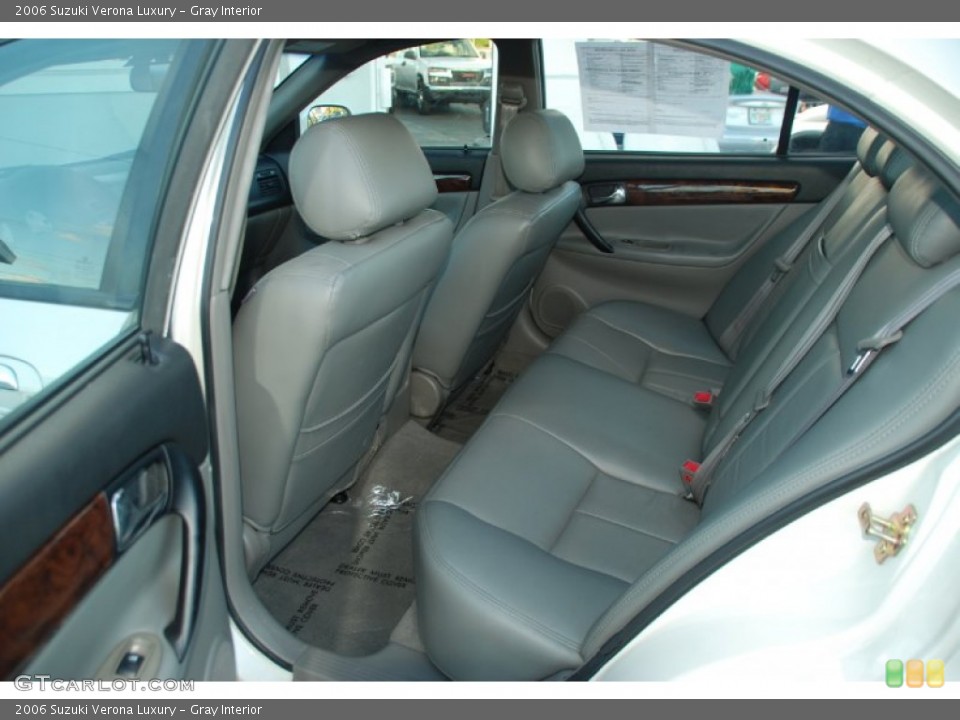 Gray Interior Photo for the 2006 Suzuki Verona Luxury #55162774