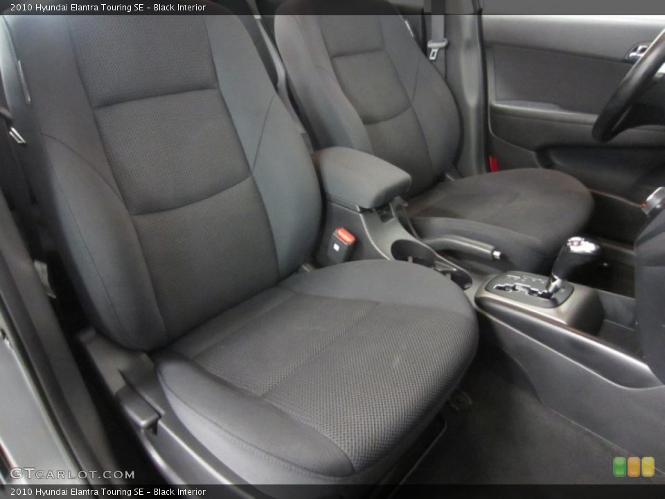 Black Interior Photo for the 2010 Hyundai Elantra Touring SE #55166595