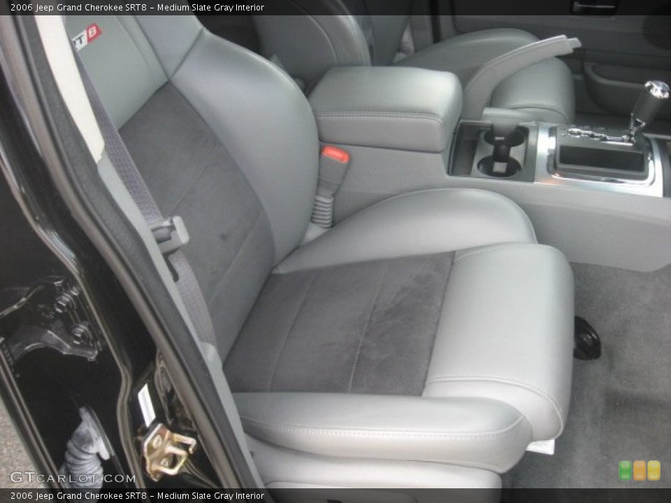 Medium Slate Gray Interior Photo for the 2006 Jeep Grand Cherokee SRT8 #55168053
