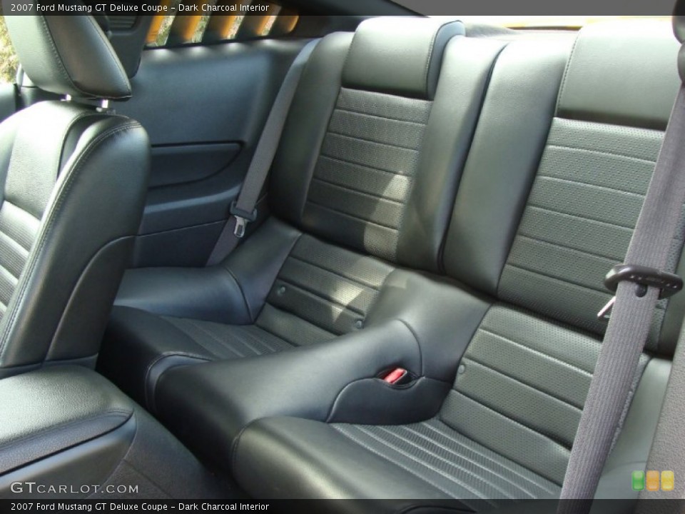 Dark Charcoal Interior Photo for the 2007 Ford Mustang GT Deluxe Coupe #55171803