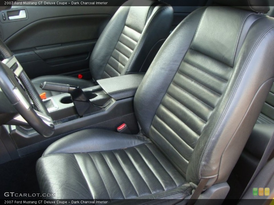 Dark Charcoal Interior Photo for the 2007 Ford Mustang GT Deluxe Coupe #55171827