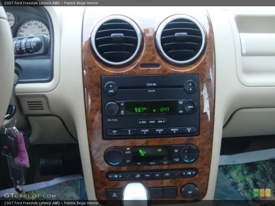 Pebble Beige Interior Controls for the 2007 Ford Freestyle Limited AWD #55173201