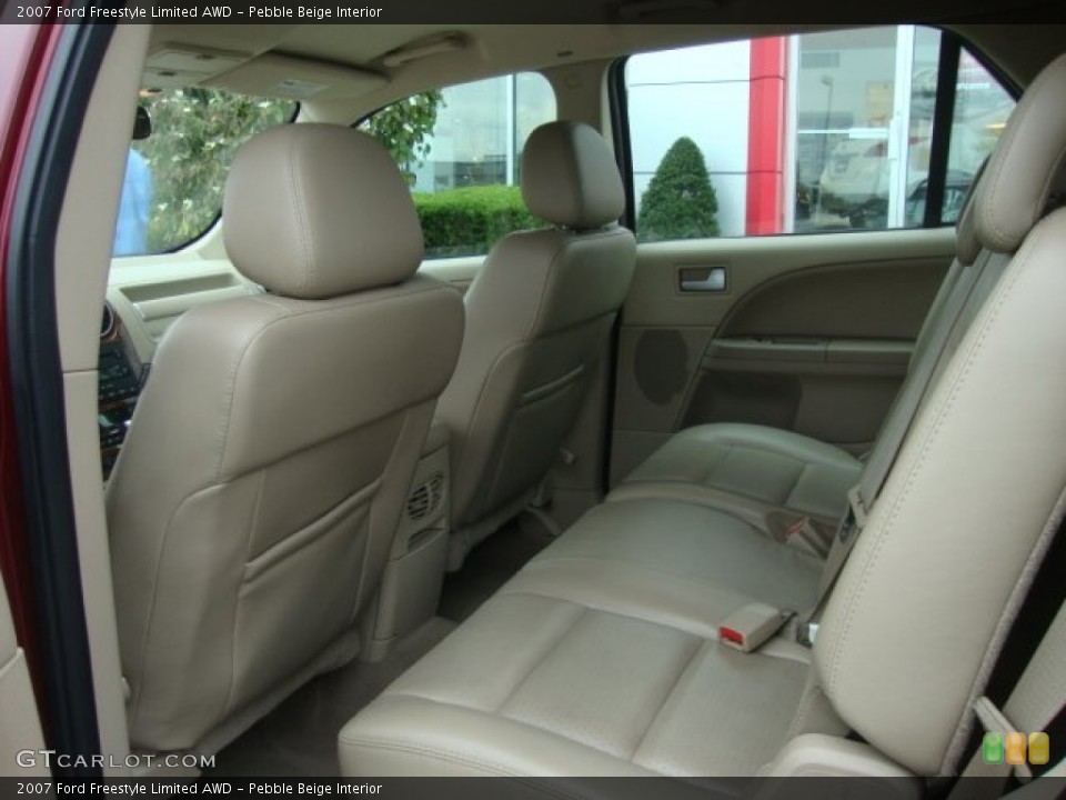 Pebble Beige Interior Photo for the 2007 Ford Freestyle Limited AWD #55173228