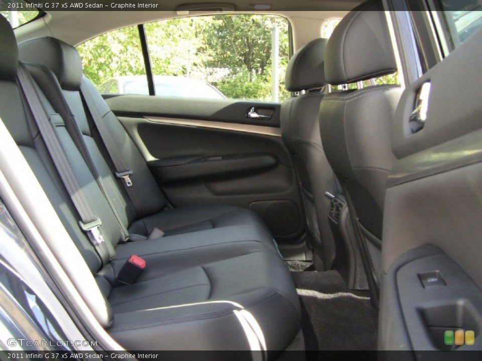Graphite Interior Photo for the 2011 Infiniti G 37 xS AWD Sedan #55179970
