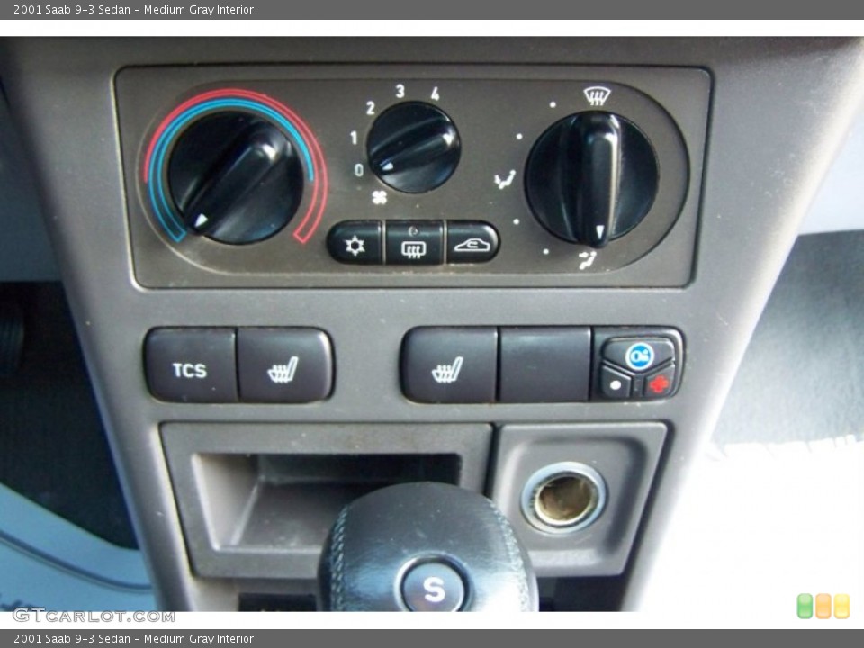 Medium Gray Interior Controls for the 2001 Saab 9-3 Sedan #55180518