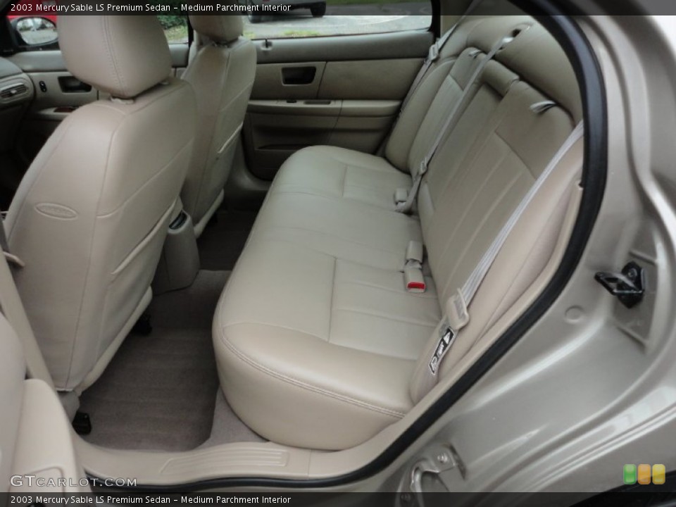 Medium Parchment Interior Photo for the 2003 Mercury Sable LS Premium Sedan #55187832