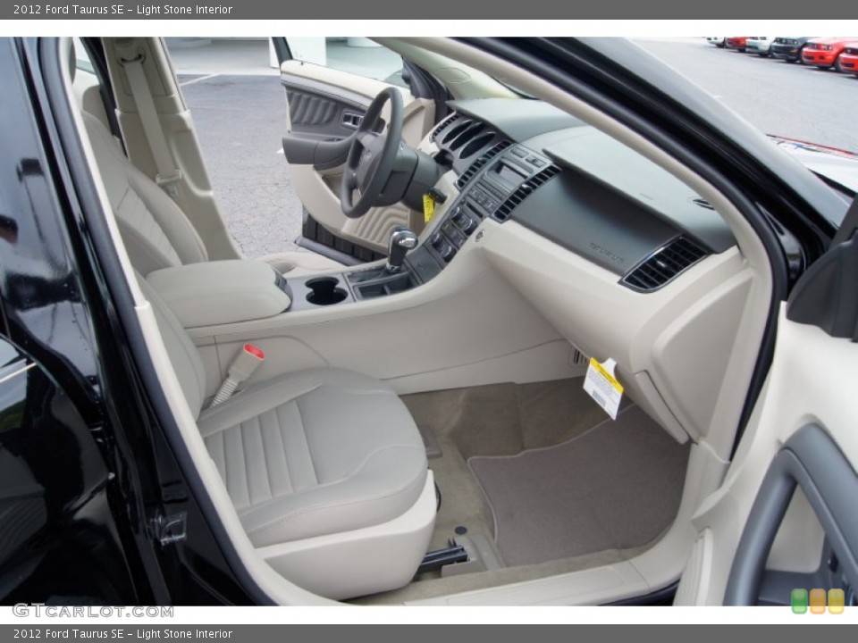 Light Stone Interior Photo for the 2012 Ford Taurus SE #55192770