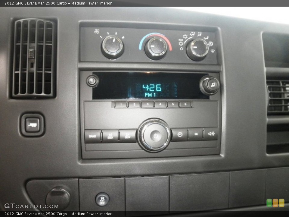 Medium Pewter Interior Controls for the 2012 GMC Savana Van 2500 Cargo #55195758