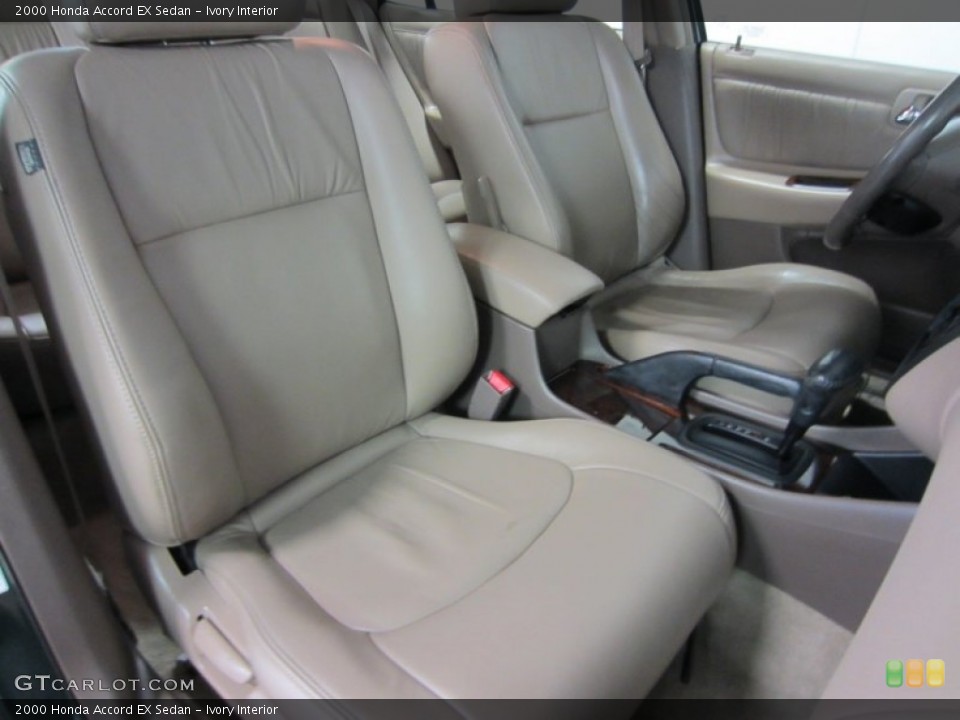 Ivory Interior Photo for the 2000 Honda Accord EX Sedan #55203563
