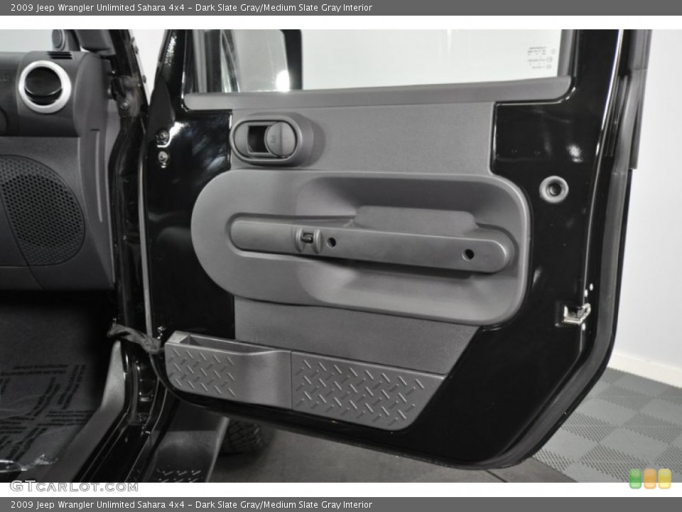 Dark Slate Gray/Medium Slate Gray Interior Door Panel for the 2009 Jeep Wrangler Unlimited Sahara 4x4 #55204107