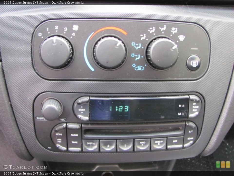 Dark Slate Gray Interior Controls for the 2005 Dodge Stratus SXT Sedan #55206930