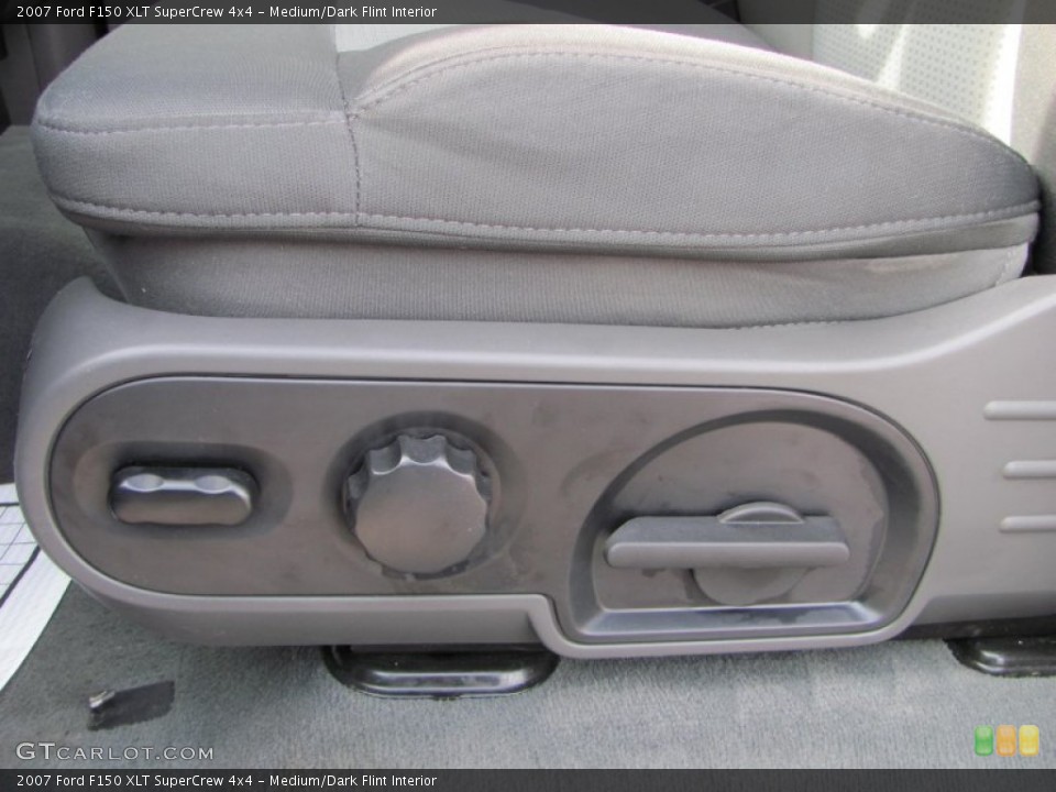 Medium/Dark Flint Interior Controls for the 2007 Ford F150 XLT SuperCrew 4x4 #55207684
