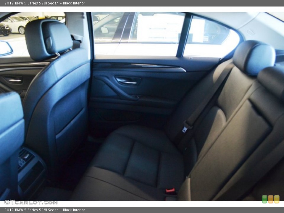 Black Interior Photo for the 2012 BMW 5 Series 528i Sedan #55211983