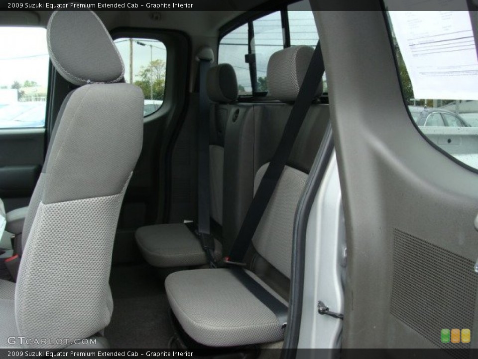 Graphite Interior Photo for the 2009 Suzuki Equator Premium Extended Cab #55215037