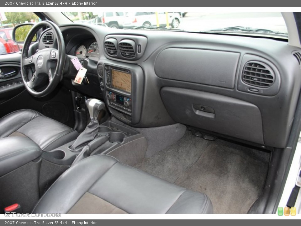 Ebony Interior Dashboard for the 2007 Chevrolet TrailBlazer SS 4x4 #55218379