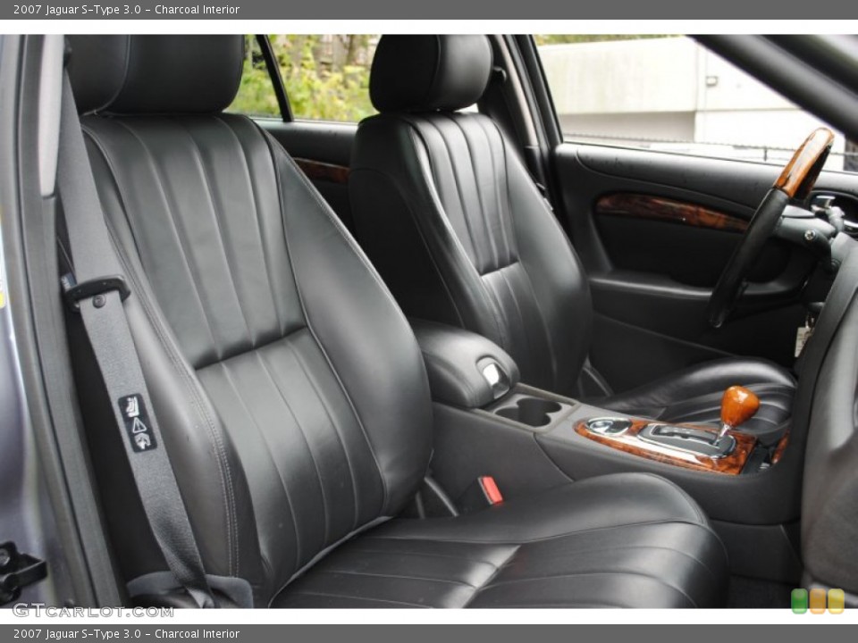 Charcoal Interior Photo for the 2007 Jaguar S-Type 3.0 #55219163