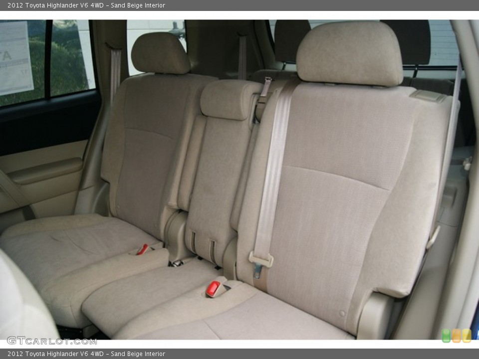 Sand Beige Interior Photo for the 2012 Toyota Highlander V6 4WD #55224850