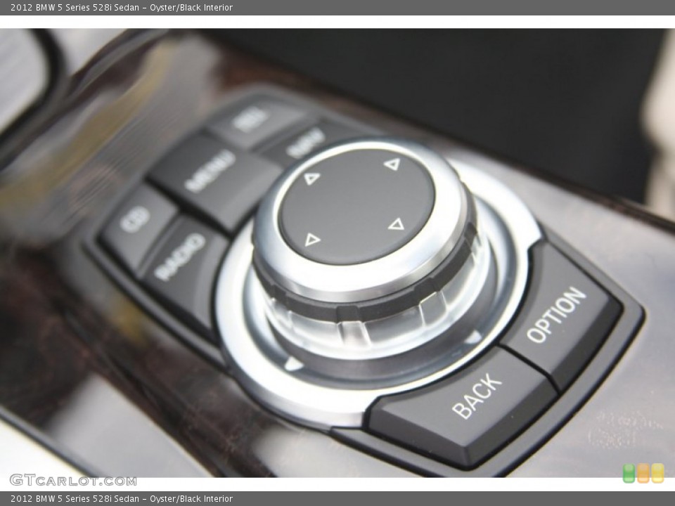 Oyster/Black Interior Controls for the 2012 BMW 5 Series 528i Sedan #55230321