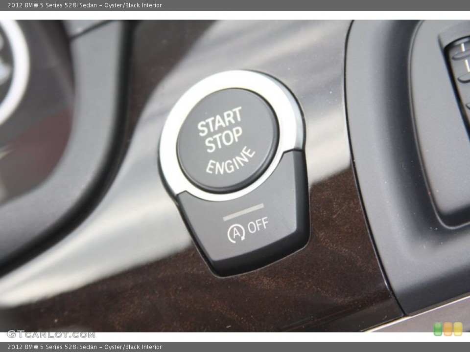 Oyster/Black Interior Controls for the 2012 BMW 5 Series 528i Sedan #55230337