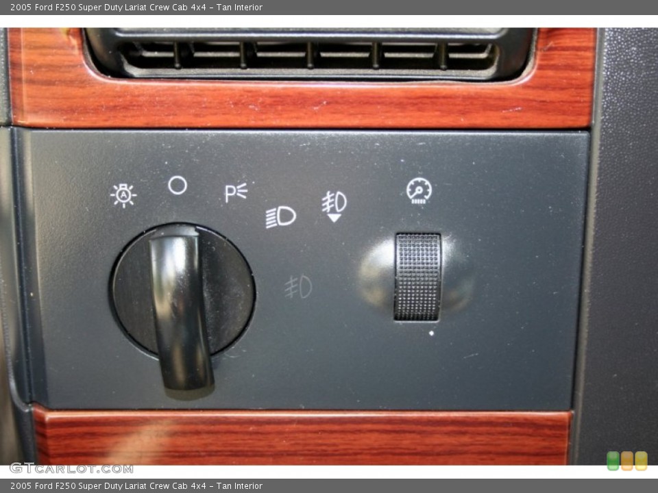 Tan Interior Controls for the 2005 Ford F250 Super Duty Lariat Crew Cab 4x4 #55247812